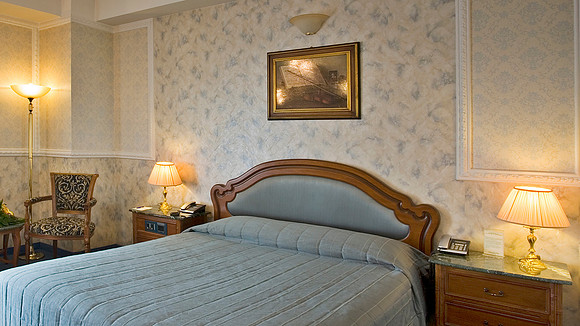 Κρεββατοκάμαρα Σουίτας Mediterranean Palace Θεσσαλονίκη | Mediterranean Palace Thessaloniki Suite Bedroom